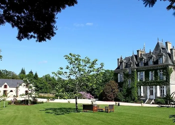 Manoir De Kerangosquer
