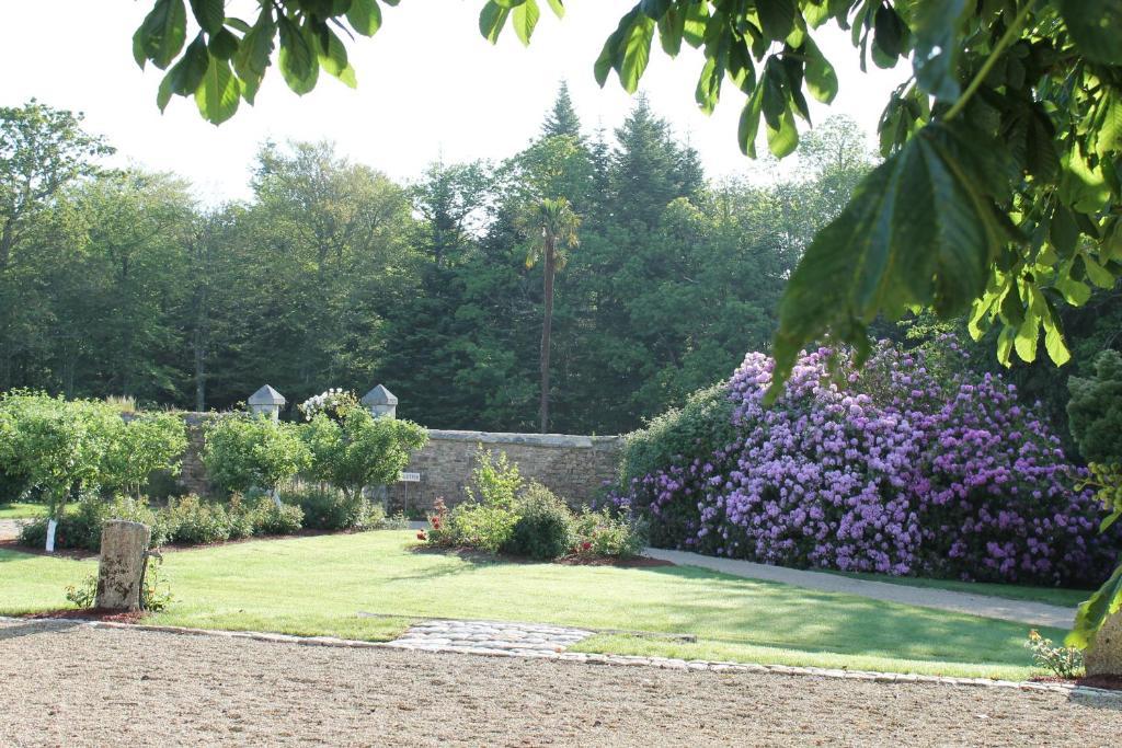 Manoir De Kerangosquer Pont-Aven